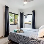 아파트 Enchanting And Centric Flat - *