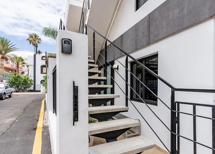 Enchanting And Centric Flat -